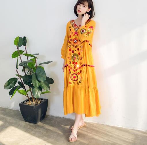 早秋棉麻文艺连衣裙搭配：打造清新飘逸民族风