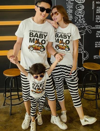 短袖印花条纹亲子套装:让生活变得处处充满惊喜 短袖印花条纹亲子套装:让生活变得处处充满惊喜