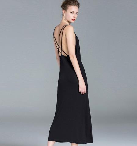 吊带宽松棉麻长裙搭配:打造青春活力的文艺风 吊带宽松棉麻长裙搭配:打造青春活力的文艺风