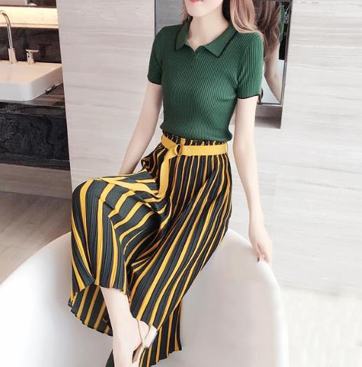 针织打底衫:绝对回头率满分的哟(图) 针织打底衫:绝对回头率满分的哟(图)