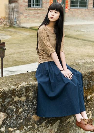 棉麻圆领中袖T恤搭配:打造清爽宜人森女系(图) 棉麻圆领中袖T恤搭配:打造清爽宜人森女系(图)