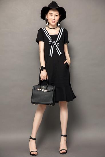 荷叶边V领开叉连衣裙搭配:6款彰显优雅与浪漫 荷叶边V领开叉连衣裙搭配:6款彰显优雅与浪漫