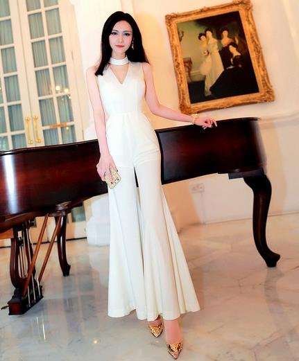 高腰无袖喇叭裤怎么搭配:性感诱惑喇叭裤推荐 高腰无袖喇叭裤怎么搭配:性感诱惑喇叭裤推荐