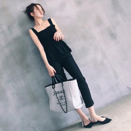抹胸吊带两件套搭配:6款搭出典雅端庄通勤风 抹胸吊带两件套搭配:6款搭出典雅端庄通勤风