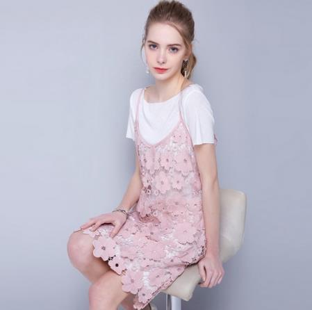 抹胸吊带两件套搭配:6款搭出典雅端庄通勤风 抹胸吊带两件套搭配:6款搭出典雅端庄通勤风