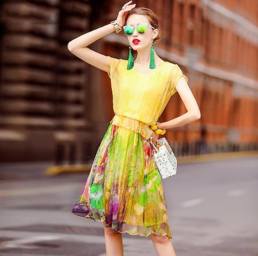 真丝连衣裙：洋溢着小清新的文艺调性（图）
