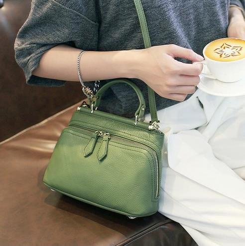 手提吊环马鞍包怎么搭配：时尚百搭手提包推荐