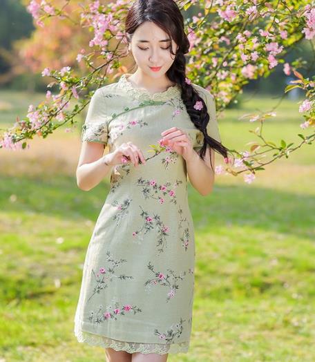 雪纺衫搭配亚麻阔腿七分裤：彰显女性温婉清雅