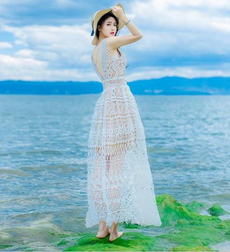 蕾丝斜肩荷叶边高腰连衣裙：清新性感连衣裙分享