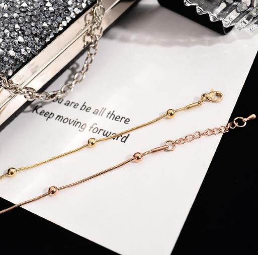 脚链女多层叶子铃铛搭配：5款彰显民族风韵味