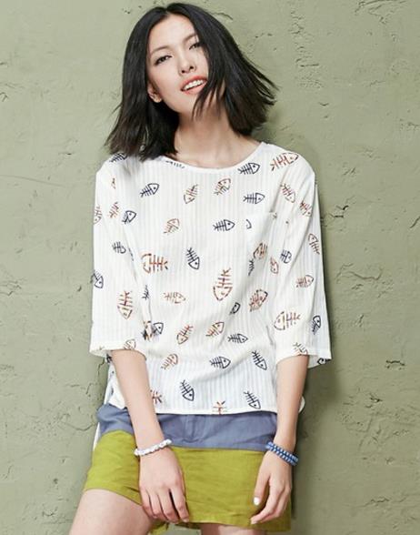 短裤搭配鱼骨刺绣棉麻衬衫：小清新衬衫推荐（图）