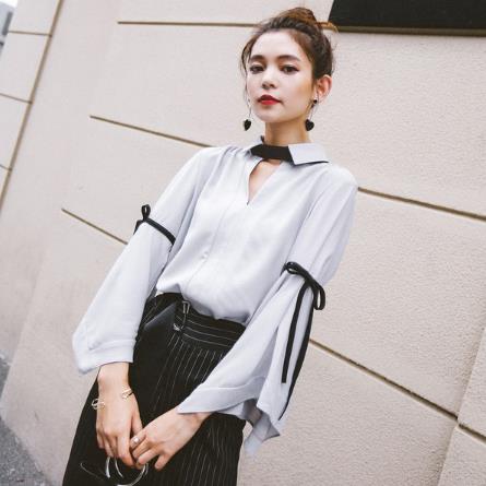 荷叶边露肩长袖衫怎么搭配:时尚唯美仙气十足 荷叶边露肩长袖衫怎么搭配:时尚唯美仙气十足