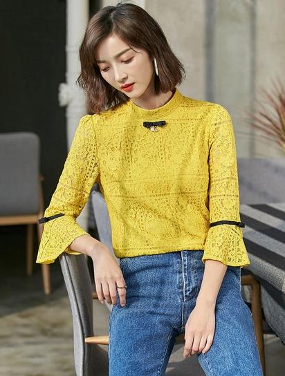 蕾丝衫的多种搭配：6款蕾丝衫搭出轻熟减龄两不误