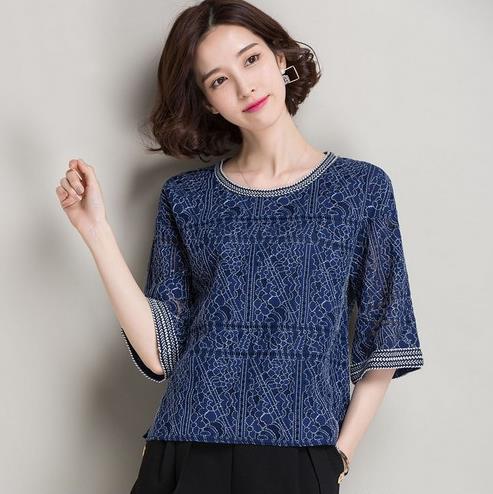 蕾丝衫的多种搭配：6款蕾丝衫搭出轻熟减龄两不误