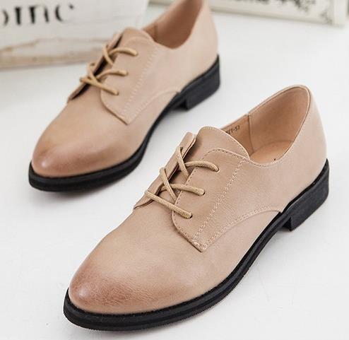 2017早秋尖头平跟单鞋：女士新款单鞋推荐（图）