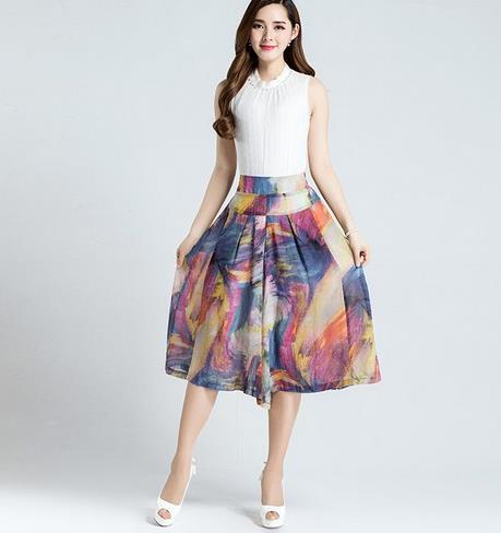 小个MM穿高腰百褶裙裤：5款裙裤显高显瘦推荐