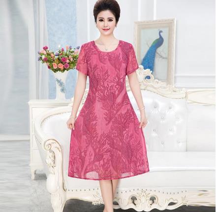 再穿妈妈装就out了，这样穿才时髦年轻（图）