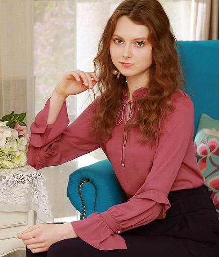 早秋长袖雪纺衫搭配：女装新款甜美雪纺衫推荐