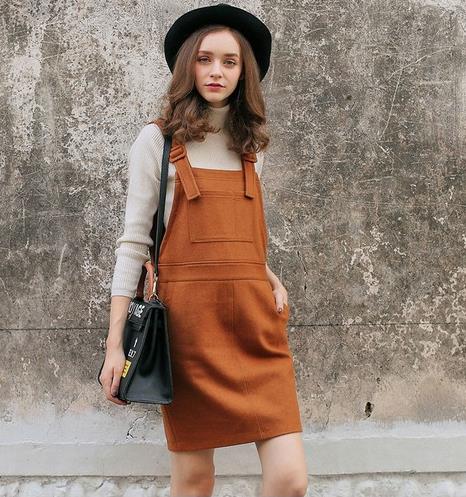 早秋羊呢纯色背带裙搭配:女装新款背带裙推荐 早秋羊呢纯色背带裙搭配:女装新款背带裙推荐