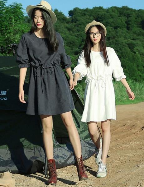 立领印花连衣裙怎么搭配：打造乖巧甜美学院风