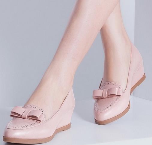 早秋单鞋的多种搭配:时尚素净大方单鞋推荐 早秋单鞋的多种搭配:时尚素净大方单鞋推荐