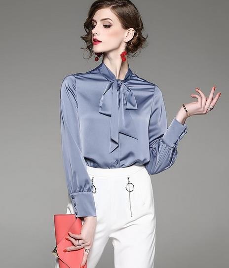 雪纺长裤搭配灯笼袖立领衬衫：演绎秋日小清新