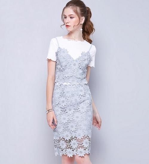 V领吊带裙两件套裙装搭配：性感甜美两件套推荐