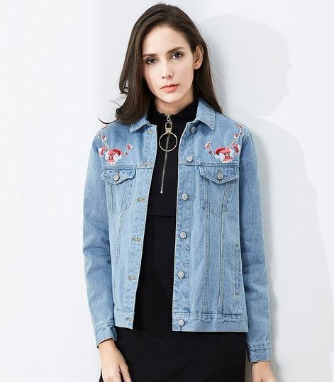 早秋潮不潮，这5款时尚牛仔外套说了算（图）