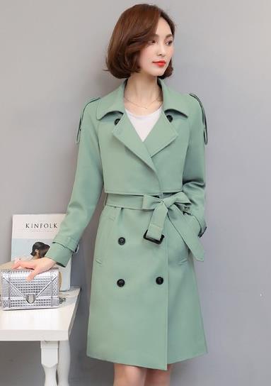 中长款收腰风衣怎么搭配：5款风衣凸显知性范儿