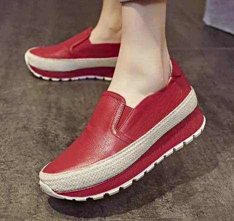 绑带平底尖头鞋搭配:尖头鞋彰显女人知性美(图) 绑带平底尖头鞋搭配:尖头鞋彰显女人知性美(图)