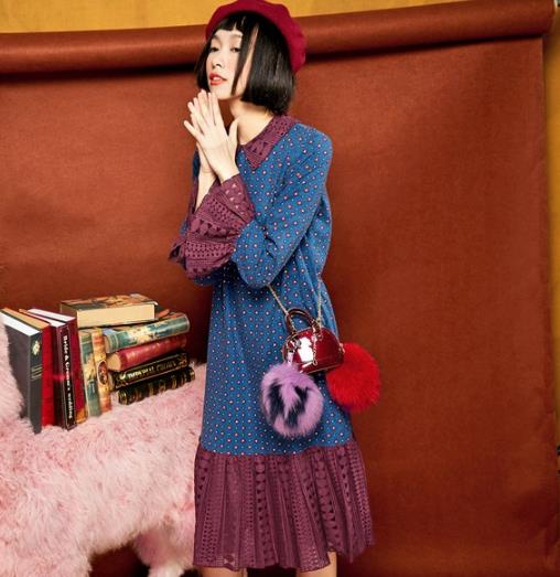 印花雪纺连衣裙搭配：彰显自信俏皮少女心（图）