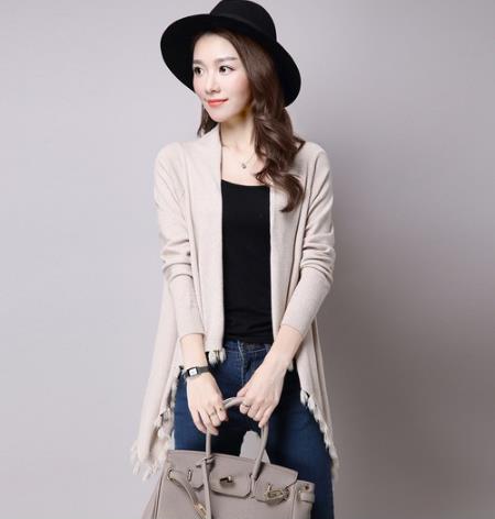 不规则流苏外套的多种搭配：秋天外套必备（图）