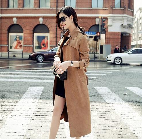 修身简约单排扣风衣搭配：百搭时尚风衣推荐