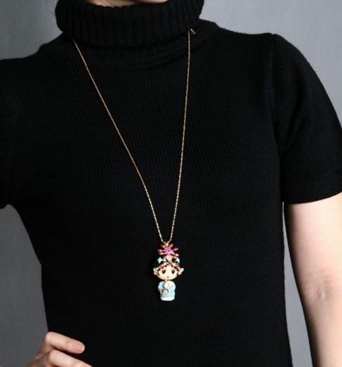 短款水晶毛衣链搭配:实用百搭毛衣链推荐(图) 短款水晶毛衣链搭配:实用百搭毛衣链推荐(图)