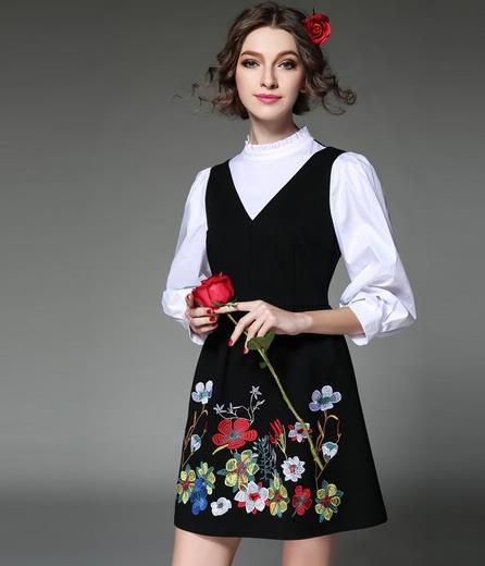 白衬衫搭配刺绣V领背心裙：凸显女性优雅端庄美