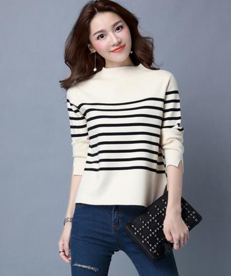 小脚裤搭配黑白条纹针织毛衫:显瘦显高推荐(图) 小脚裤搭配黑白条纹针织毛衫:显瘦显高推荐(图)