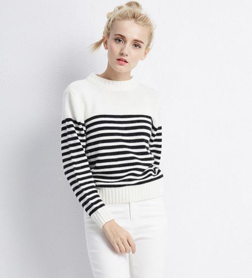 小脚裤搭配黑白条纹针织毛衫：显瘦显高推荐（图）