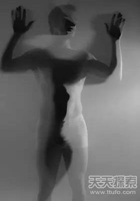 宽松半高领羊毛衫怎么搭配:简约时尚羊毛衫分享 宽松半高领羊毛衫怎么搭配:简约时尚羊毛衫分享