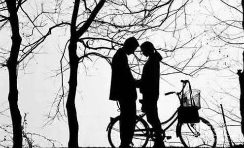 阔腿裤搭配中长款长袖针织开衫:最任性最fashion 阔腿裤搭配中长款长袖针织开衫:最任性最fashion