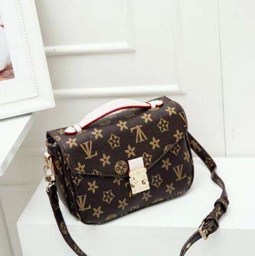 2017新款斜跨链条小包真皮：时尚百搭链条包推荐