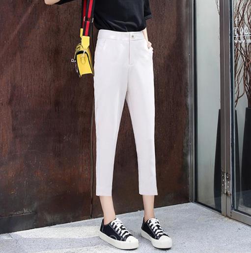 秋款弹力高腰九分裤搭配：塑造曲线迷人身材（图)