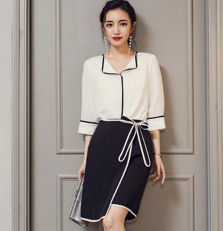 单肩包搭配中长款系带裙装两件套:清新自然甜美风 单肩包搭配中长款系带裙装两件套:清新自然甜美风