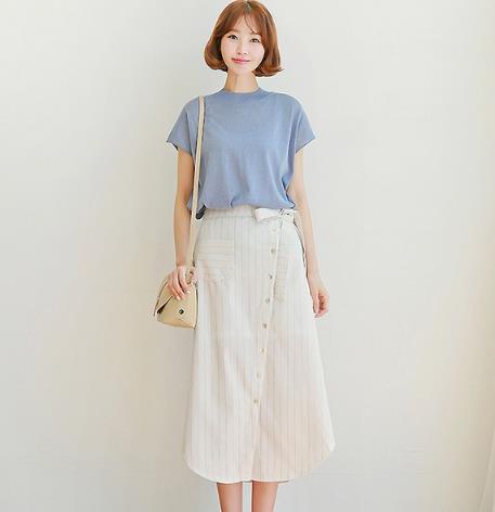 单肩包搭配中长款系带裙装两件套：清新自然甜美风