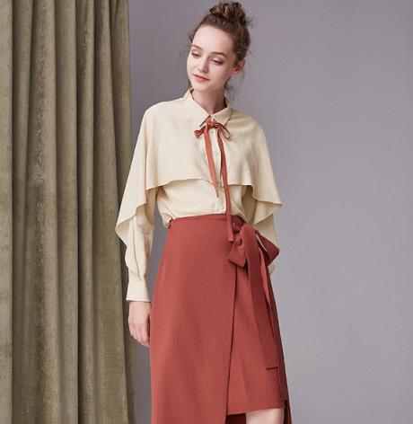 单肩包搭配中长款系带裙装两件套：清新自然甜美风