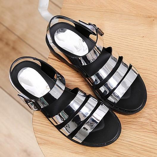 与众不同的凉鞋：满满都是存在感（图）