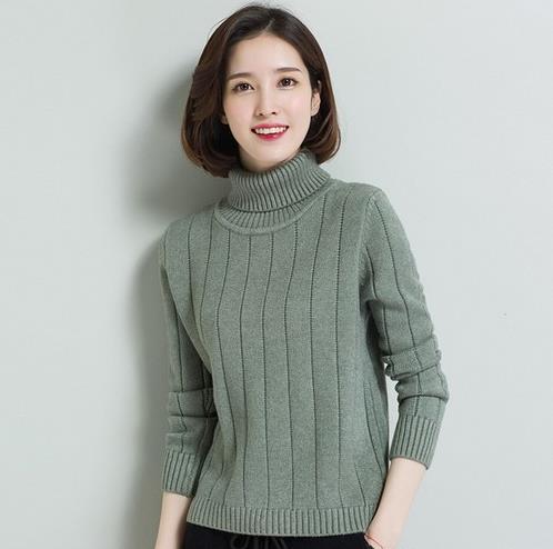 高领套头百搭毛衣的多种搭配:打造秋日温暖如初 高领套头百搭毛衣的多种搭配:打造秋日温暖如初