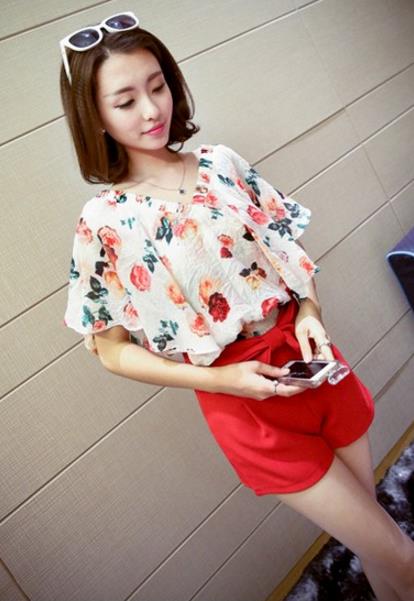 微胖Mm搭配印花蝙蝠袖雪纺衫：5款显高显瘦推荐
