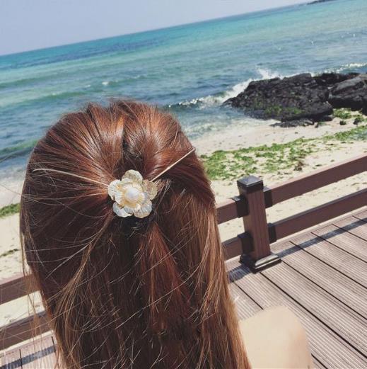 2017这样搭配最时髦:水晶镶钻波浪发箍推荐(图) 2017这样搭配最时髦:水晶镶钻波浪发箍推荐(图)