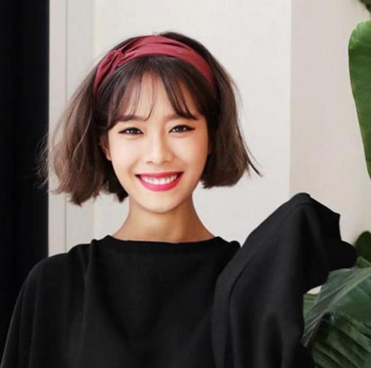 2017这样搭配最时髦：水晶镶钻波浪发箍推荐（图)