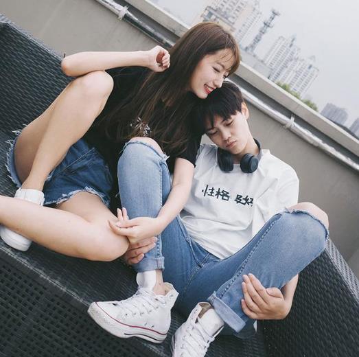 新款卡通刺绣短袖T恤搭配裤子图片：舒适百搭（图）